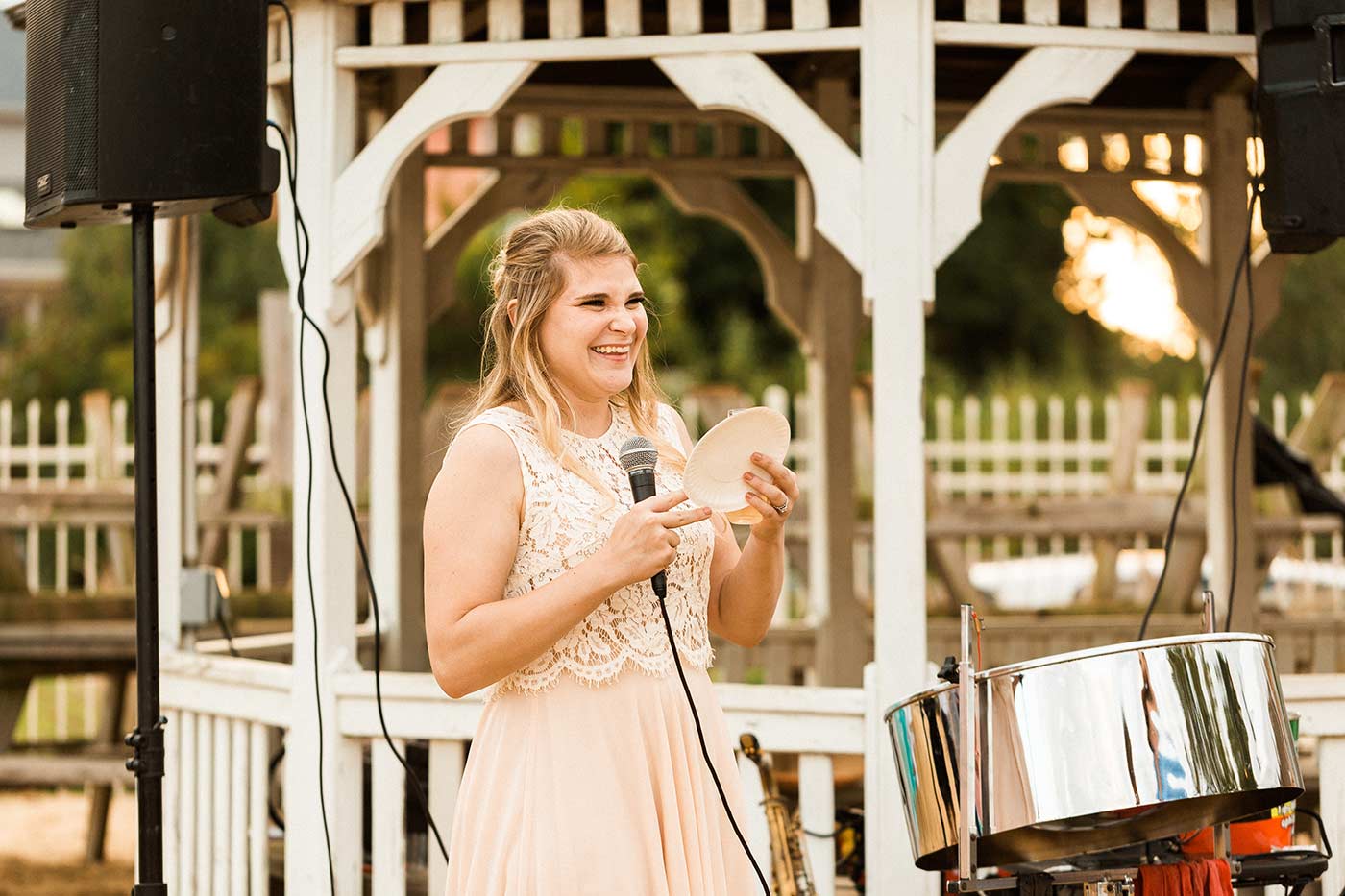 sister of the bride giving speech