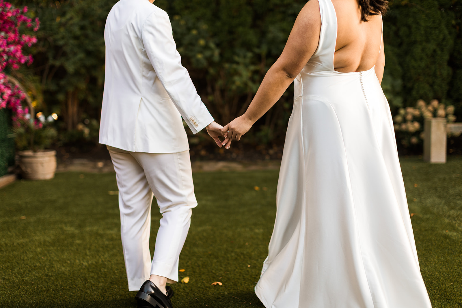 lgbtq+ wedding inspo