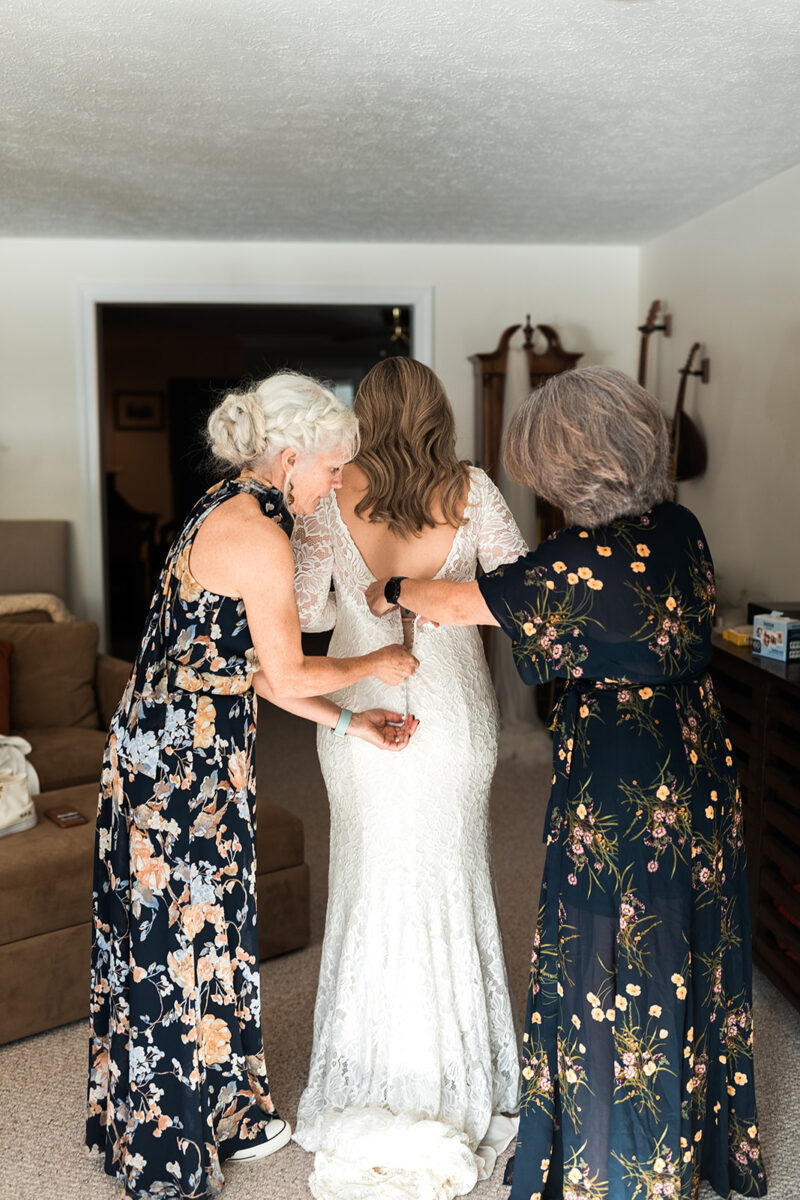 bride getting ready
