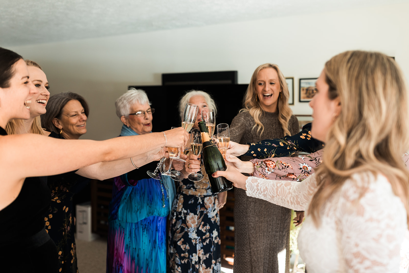 bride drinking champagne 